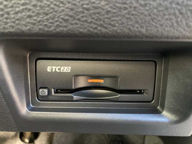 日産 セレナ e－パワー ハイウェイスター V 岐阜県 2025(令7)年 0.1千km プリズムホワイト 登録時走行距離6ｋｍ/全方位カメラ/両側パワースライドドア/フルセグＴＶ/純正ディスプレイオーディオ/バックカメラ/クルーズコントロール/プロパイロット/ハーフレザーシート/ワイヤレス充電/ＬＥＤヘッドライト/フロントフォグランプ/オートライト/オートマチックハイビーム/プッシュスタート/スマートキー/スペアキー/純正アルミホイール//禁煙車