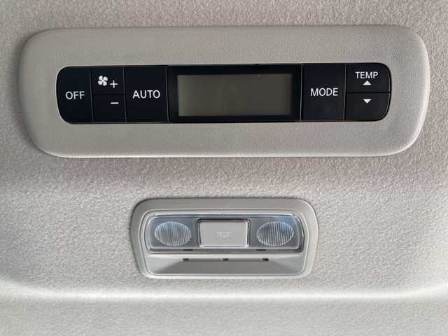 日産 セレナ e－パワー ハイウェイスター V 岐阜県 2025(令7)年 0.1千km プリズムホワイト 登録時走行距離6ｋｍ/全方位カメラ/両側パワースライドドア/フルセグＴＶ/純正ディスプレイオーディオ/バックカメラ/クルーズコントロール/プロパイロット/ハーフレザーシート/ワイヤレス充電/ＬＥＤヘッドライト/フロントフォグランプ/オートライト/オートマチックハイビーム/プッシュスタート/スマートキー/スペアキー/純正アルミホイール//禁煙車