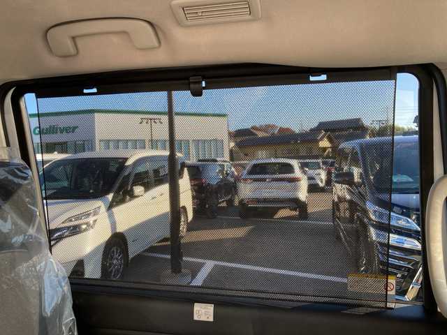 日産 セレナ e－パワー ハイウェイスター V 岐阜県 2025(令7)年 0.1千km プリズムホワイト 登録時走行距離6ｋｍ/全方位カメラ/両側パワースライドドア/フルセグＴＶ/純正ディスプレイオーディオ/バックカメラ/クルーズコントロール/プロパイロット/ハーフレザーシート/ワイヤレス充電/ＬＥＤヘッドライト/フロントフォグランプ/オートライト/オートマチックハイビーム/プッシュスタート/スマートキー/スペアキー/純正アルミホイール//禁煙車