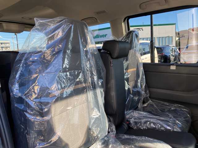 日産 セレナ e－パワー ハイウェイスター V 岐阜県 2025(令7)年 0.1千km プリズムホワイト 登録時走行距離6ｋｍ/全方位カメラ/両側パワースライドドア/フルセグＴＶ/純正ディスプレイオーディオ/バックカメラ/クルーズコントロール/プロパイロット/ハーフレザーシート/ワイヤレス充電/ＬＥＤヘッドライト/フロントフォグランプ/オートライト/オートマチックハイビーム/プッシュスタート/スマートキー/スペアキー/純正アルミホイール//禁煙車