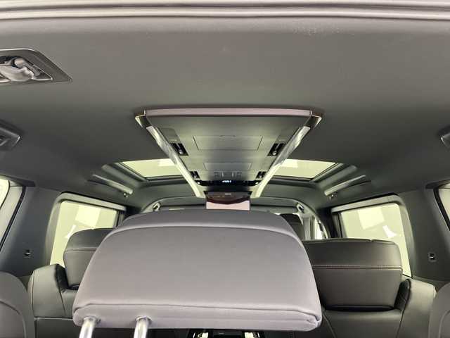 トヨタ アルファードハイブリット Z 群馬県 2025(令7)年 0.7万km ブラック サンルーフ　純正１４型ナビ　純正１３．２型後席モニター　電子ミラー　ユニバーサルステップ　ワイヤレス充電器　全周囲カメラ　ドラレコ　両側電動スライドドア　シートヒーター／シートベンチレーション　禁煙車