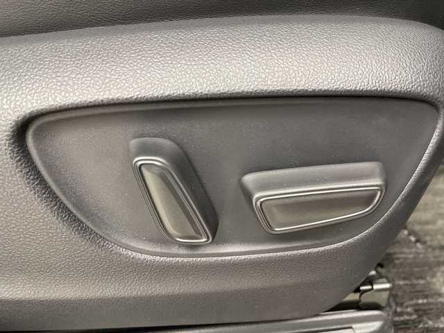 トヨタ アルファードハイブリット Z 群馬県 2025(令7)年 0.7万km ブラック サンルーフ　純正１４型ナビ　純正１３．２型後席モニター　電子ミラー　ユニバーサルステップ　ワイヤレス充電器　全周囲カメラ　ドラレコ　両側電動スライドドア　シートヒーター／シートベンチレーション　禁煙車