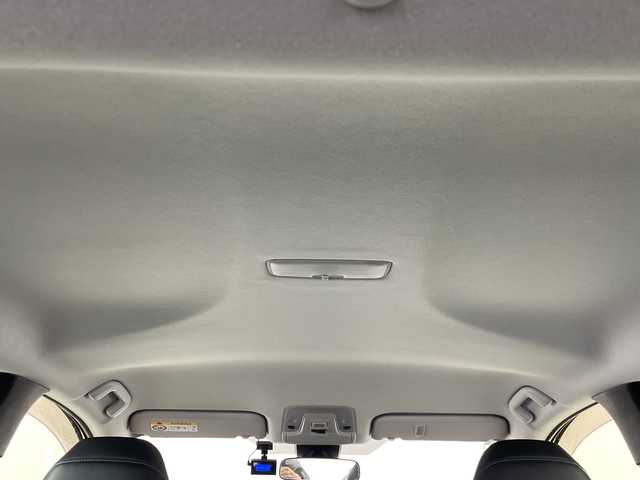 トヨタ プリウス Sツーリングセレクション 群馬県 2020(令2)年 8.6万km アティチュードブラックマイカ ＴＲＤエアロ　純正ナビ　バックカメラ　レザーシート　シートヒーター　衝突被害軽減ブレーキ　レーンアシスト　アダプティブクルーズコントロール　ビルトインＥＴＣ　ＡＣ１００Ｖ電源　スマートキー　禁煙差