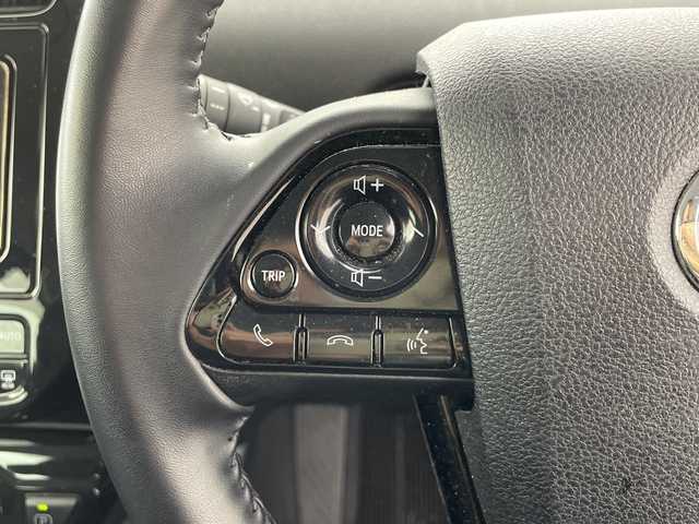 トヨタ プリウス Sツーリングセレクション 群馬県 2020(令2)年 8.6万km アティチュードブラックマイカ ＴＲＤエアロ　純正ナビ　バックカメラ　レザーシート　シートヒーター　衝突被害軽減ブレーキ　レーンアシスト　アダプティブクルーズコントロール　ビルトインＥＴＣ　ＡＣ１００Ｖ電源　スマートキー　禁煙差