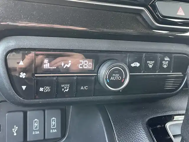 ホンダ Ｎ ＢＯＸ カスタム G L ホンダセンシング 新潟県 2018(平30)年 5.2万km クリスタルブラックパール ワンオーナー/純正ホイール夏タイヤ装着/社外ホイールスタッドレスタイヤ車載/メモリナビ/フルセグテレビ/バックカメラ/ウィンカーミラー/ホンダセンシング/ドアバイザー/プッシュスタート/片側パワースライドドア/ETC/純正フロアマット/Bluetooth/ハンズフリー/ECON/ステアリングスイッチ/スペアキー1個