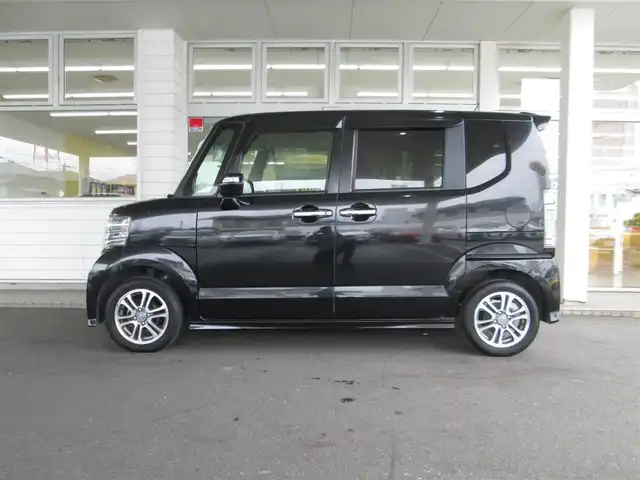ホンダ Ｎ ＢＯＸ カスタム G Lパッケージ 千葉県 2016(平28)年 7.9万km スマートブラック ワンオーナー/社外ナビ、フルセグTV/バックカメラ/社外オーディオ【DVD/CD/BT】/片側パワースライドドア/HIDヘッドライト&ハロゲンフォグ/LED室内灯/ナビ連動ステアリングスイッチ/横滑り防止装置/オートリトラミラー/ビルトインETC、スペアキー/取扱説明書/新車時保証書