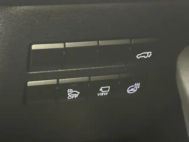 レクサス ＮＸ 300h バージョンL 愛知県 2014(平26)年 7.8万km ソニックチタニウム 純正メモリナビ/（BT/CD/フルセグTV/SD/AUX)/本革シート/バックカメラ/電動リア格納シート/電動リアゲート/前席シートヒーター/前席エアシート/ステアリングヒーター/パノラマビックビューボタン/ETC/ドアバイザー/トノカバー/衝突被害現システム/コーナーセンサー/オートマチックハイビーム/純正18インチAW/純正LEDヘッドライト/純正フロアマット