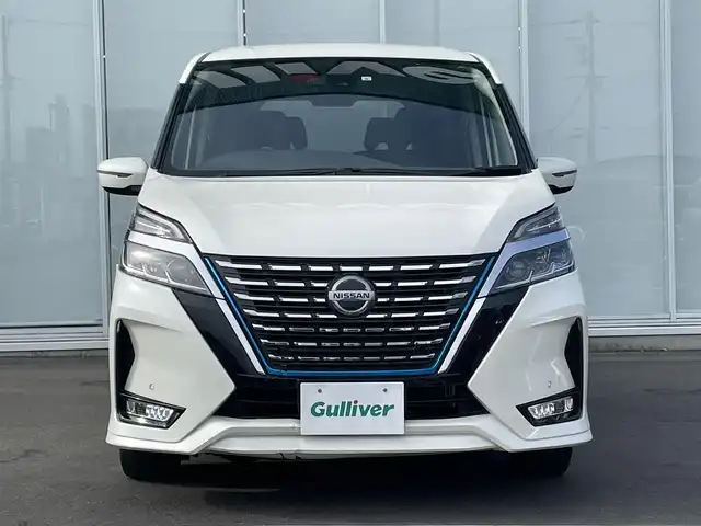 日産 セレナ 神奈川県 2019(令1)年 4.7万km ブリリアントホワイトパール 純正ナビ（ワンセグ　Ｂｌｕｅｔｏｏｔｈ　ＣＤ／ＤＶＤ　バックカメラ）　/クルーズコントロール　/ドライブレコーダー　/コーナーセンサー　　/ETC　/LEDヘッドライト　/横滑り防止装置　/衝突被害軽減システム　/ABS/オートライト/Wエアバック/USB入力端子/スマートキー/　
