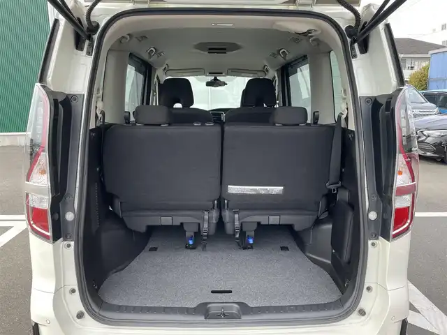 日産 セレナ 神奈川県 2019(令1)年 4.7万km ブリリアントホワイトパール 純正ナビ（ワンセグ　Ｂｌｕｅｔｏｏｔｈ　ＣＤ／ＤＶＤ　バックカメラ）　/クルーズコントロール　/ドライブレコーダー　/コーナーセンサー　　/ETC　/LEDヘッドライト　/横滑り防止装置　/衝突被害軽減システム　/ABS/オートライト/Wエアバック/USB入力端子/スマートキー/　