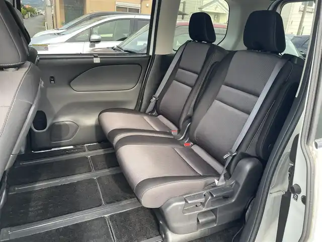 日産 セレナ 神奈川県 2019(令1)年 4.7万km ブリリアントホワイトパール 純正ナビ（ワンセグ　Ｂｌｕｅｔｏｏｔｈ　ＣＤ／ＤＶＤ　バックカメラ）　/クルーズコントロール　/ドライブレコーダー　/コーナーセンサー　　/ETC　/LEDヘッドライト　/横滑り防止装置　/衝突被害軽減システム　/ABS/オートライト/Wエアバック/USB入力端子/スマートキー/　