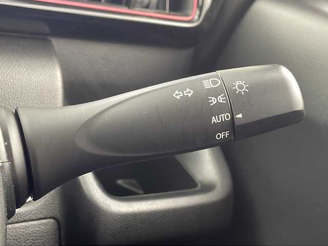 スズキ ワゴンＲ スティングレー L 岐阜県 2017(平29)年 5.1万km ピュアホワイトP 社外ナビ（MDV-D304）/AM/FM/CD/DVD/SD/ワンセグTV/バックカメラ/衝突軽減ブレーキ/レーンキープアシスト/シートヒーター（運転席）/HUD/LEDヘッドランプ/社外フロアマット/純正14AW/社外前方ドラレコ/スマートキー/プッシュスタート