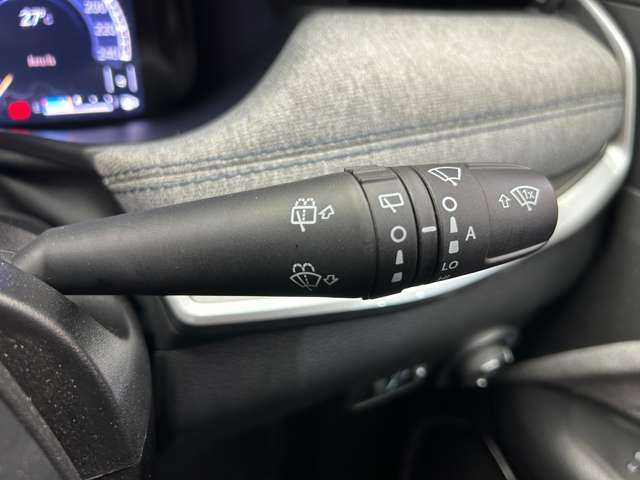 クライスラー・ジープ ジープ コンパス ロンジチュード 千葉県 2022(令4)年 1.3万km 紺Ｍ ＡＣＣ　/純正ナビ　/バックカメラ　/ドライブレコーダー　/フルセグＴＶ　/パーキングアシスト　/純正１７インチＡＷ　/ＥＴＣ　/レーンアシスト　/ＬＥＤヘッドライト　/オートライト　/ハーフレザーシート