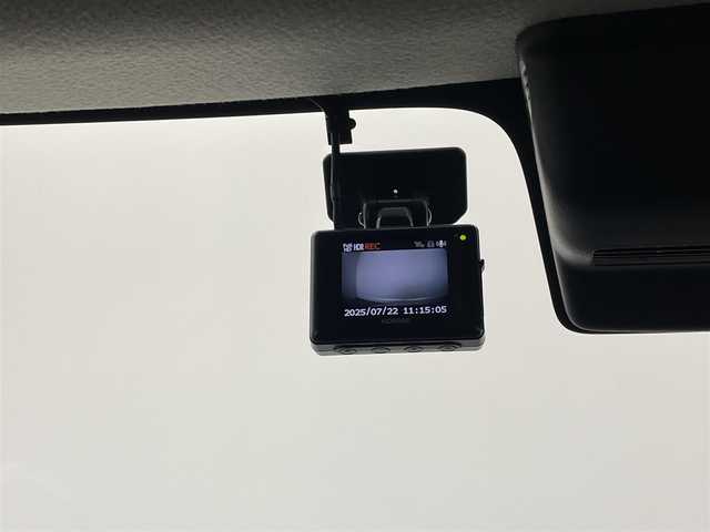 スズキ ソリオ バンディット HV MV 埼玉県 2024(令6)年 0.7万km ピュアホワイトP 純正メモリナビ/ CD DVD フルセグTV Bluetooth/全周囲カメラ/スズキセーフティサポート/衝突軽減ブレーキ/レーダークルーズコントロール/誤発進抑制制御機能/両側電動スライドドア/オートハイビーム/LEDヘッドライト/パドルシフト/ステアリングスイッチ/スマートキー×２/前席シートヒーター/ドライブレコーダー/ETC/15インチ純正アルミホイール/電動格納ミラー/アイドリングストップ/プッシュスタート/純正フロアマット