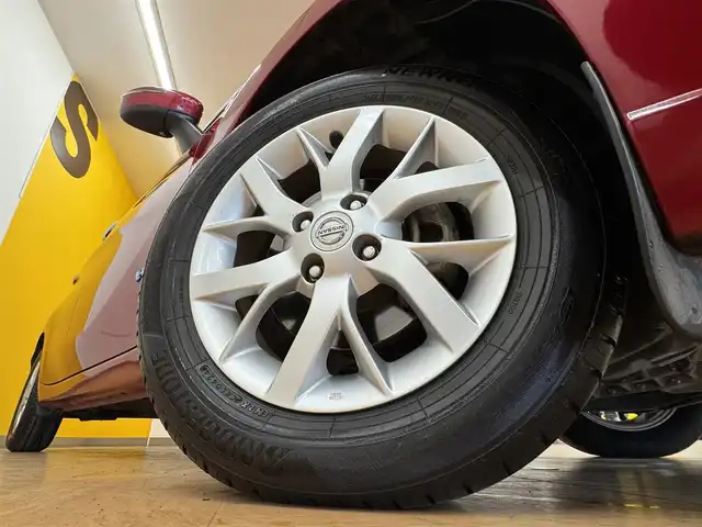 日産 ノート e－パワー メダリスト 兵庫県 2017(平29)年 4.8万km ガーネットレッド エマージェンシーブレーキ/純正SDナビ/　　フルセグ/　　CD/DVD/BT/USB/iPod/AUX/バックカメラ/LEDオートライト/フォグランプ/レーンアシスト/純正15インチAW/ステアリングスイッチ/横滑り防止機能/スマートキー/ETC