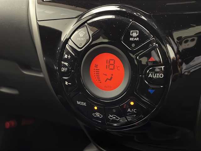 日産 ノート e－パワーオーテック 宮崎県 2020(令2)年 2.1万km ブリリアントホワイトパール 禁煙車/エマージェンシーブレーキ/純正ナビTV/（MM319D-W/CD/DVD/Bluetooth/フルセグTV)/純正ドライブレコーダー/純正15インチアルミ/純正LEDオートライト/純正フォグ/純正フロアマット/アラウンドビューモニター/レーンディパーチャーアラート/デジタルインナーミラー/インテリジェントキー/ウインカードアミラー/オートエアコン/ETC/インテリジェントキー/プッシュエンジンスタート/新車時保証書/取扱い説明書