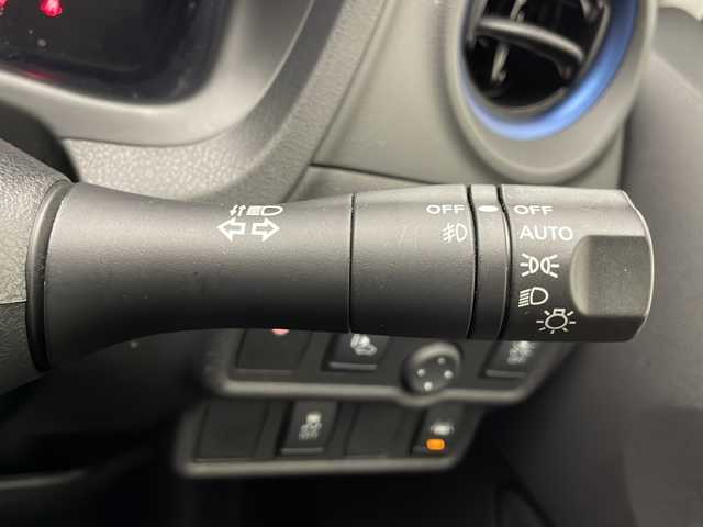 日産 ノート e－パワーオーテック 宮崎県 2020(令2)年 2.1万km ブリリアントホワイトパール 禁煙車/エマージェンシーブレーキ/純正ナビTV/（MM319D-W/CD/DVD/Bluetooth/フルセグTV)/純正ドライブレコーダー/純正15インチアルミ/純正LEDオートライト/純正フォグ/純正フロアマット/アラウンドビューモニター/レーンディパーチャーアラート/デジタルインナーミラー/インテリジェントキー/ウインカードアミラー/オートエアコン/ETC/インテリジェントキー/プッシュエンジンスタート/新車時保証書/取扱い説明書