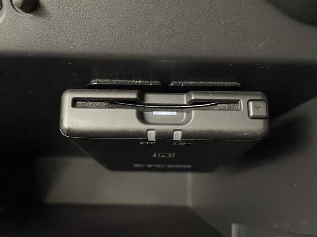 日産 ノート e－パワーオーテック 宮崎県 2020(令2)年 2.1万km ブリリアントホワイトパール 禁煙車/エマージェンシーブレーキ/純正ナビTV/（MM319D-W/CD/DVD/Bluetooth/フルセグTV)/純正ドライブレコーダー/純正15インチアルミ/純正LEDオートライト/純正フォグ/純正フロアマット/アラウンドビューモニター/レーンディパーチャーアラート/デジタルインナーミラー/インテリジェントキー/ウインカードアミラー/オートエアコン/ETC/インテリジェントキー/プッシュエンジンスタート/新車時保証書/取扱い説明書