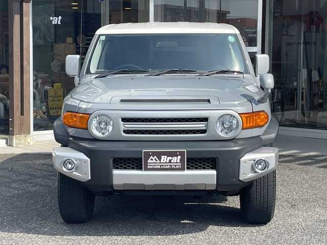 トヨタ ＦＪクルーザー オフロードパッケージ 福島県 2013(平25)年 6.3万km セメントグレーM/ホワイト 4WD/リアデフロック/クルーズコントロール/バックカメラ/Aトラックスイッチ/横滑り防止/フロントフォグランプ/ETC/カーテンエアバック/フロアマット/ドアバイザー/社外グリル/LMG AW/スペアキー