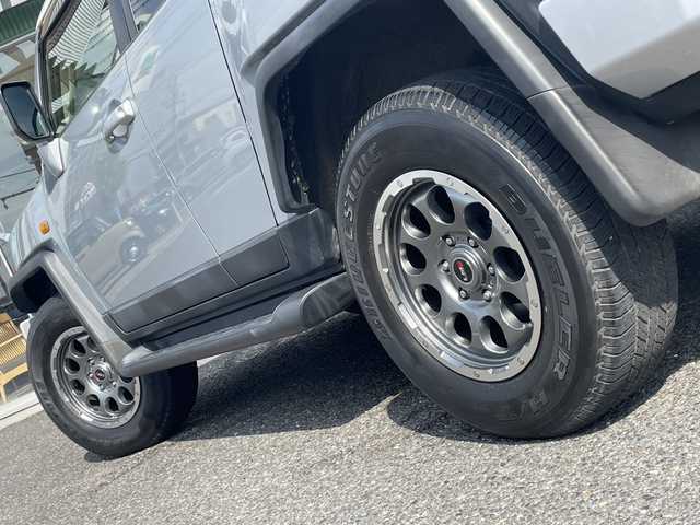 トヨタ ＦＪクルーザー オフロードパッケージ 福島県 2013(平25)年 6.3万km セメントグレーM/ホワイト 4WD/リアデフロック/クルーズコントロール/バックカメラ/Aトラックスイッチ/横滑り防止/フロントフォグランプ/ETC/カーテンエアバック/フロアマット/ドアバイザー/社外グリル/LMG AW/スペアキー
