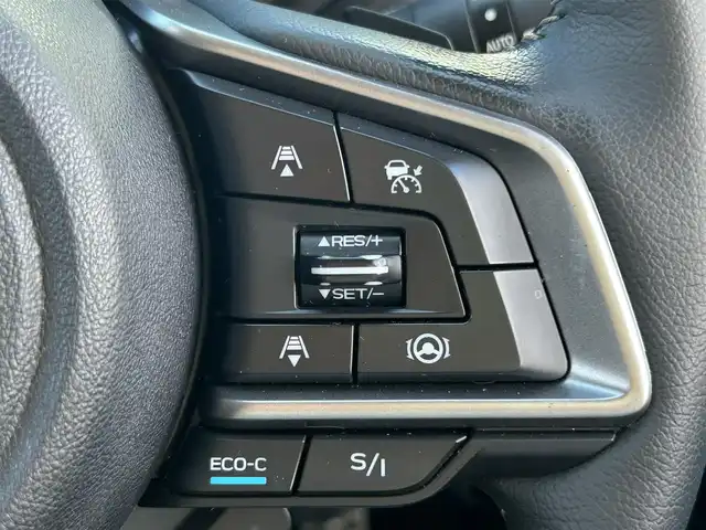 スバル フォレスター ハイブリッド アドバンス 山形県 2019(令1)年 8.1万km クリスタルホワイトP 純正ナビ/・フルセグTV/AM/FM/DVD//Bluetooth/4WD/禁煙車/追従式レーダークルーズコントロール/レーンキープアシスト/衝突被害軽減システム/バックカメラ/デジタルインナーミラー/前後コーナーセンサー/横滑り防止装置/パワーシートD/N/全席ヒートシーター/LEDヘッドライト/フォグランプ/ドアバイザー/ETC/保証書/取扱説明書