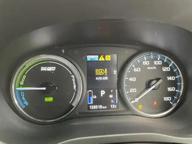 三菱 アウトランダー ＰＨＥＶ Sエディション 富山県 2017(平29)年 16万km アメジストブラック/シルキーホワイト 4WD/純正ディスプレイオーディオ/（AM/FM/USB/BT/HDMI）/アラウンドビューモニター/サンルーフ/衝突被害軽減ブレーキ/アダプティブクルーズコントロール/レーンキープアシスト/オートマチックハイビーム/LEDヘッドライト/電動リアゲート/AC100V充電/ETC/パドルシフト/ハーフレザーシート/前席シートヒーター/運転席パワーシート/ステアリングヒーター/純正18インチAW/スマートキー/プッシュスタート/純正フロアマット/取扱説明書/保証書