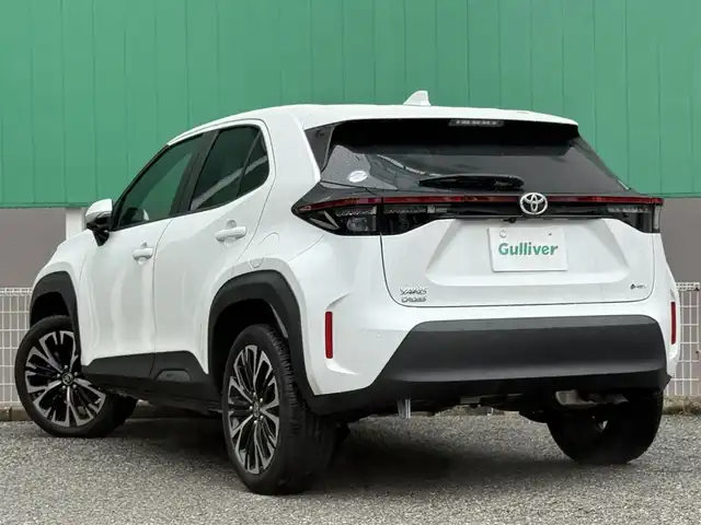 トヨタ ヤリスクロス ハイブリッド Z 千葉県 2025(令7)年 0.5万km プラチナホワイトパールマイカ 純正ディスプレイオーディオ（AM/FM/Bluetooth/Miracast)/バックカメラ/トヨタセーフティー/レーダークルーズコントロール/ETC/ステアリングヒーター/前席シートヒーター/ハーフレザーシート/運転席パワーシート/純正アルミホイール/LEDヘッドライト/フォグランプ/スマートキー/取扱説明書/保証書/スペアキー