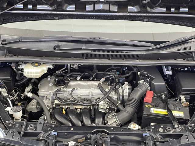 トヨタ ヴォクシー ZS 煌 宮城県 2018(平30)年 7.5万km ブラック モデリスタエアロ(F.S.R)/禁煙車/Toyota Safety Sense	/・プリクラッシュセーフティ		/・レーンディパーチャーアラート		/・オートマチックハイビーム/・クルーズコントロール/純正９型ナビ/・BT.SD.DVD.CD/フルセグTV/バックカメラ/純正ドライブレコーダー(F)/革巻きステアリング/ステアリングスイッチ/LEDヘッドライト/フォグランプ/純正１６インチアルミホイール/ロールサンシェード/シートバックテーブル/三列シート/純正ドアバイザー/アイドリングストップ/横滑り防止機能