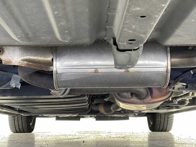 トヨタ ヴォクシー ZS 煌 宮城県 2018(平30)年 7.5万km ブラック モデリスタエアロ(F.S.R)/禁煙車/Toyota Safety Sense	/・プリクラッシュセーフティ		/・レーンディパーチャーアラート		/・オートマチックハイビーム/・クルーズコントロール/純正９型ナビ/・BT.SD.DVD.CD/フルセグTV/バックカメラ/純正ドライブレコーダー(F)/革巻きステアリング/ステアリングスイッチ/LEDヘッドライト/フォグランプ/純正１６インチアルミホイール/ロールサンシェード/シートバックテーブル/三列シート/純正ドアバイザー/アイドリングストップ/横滑り防止機能