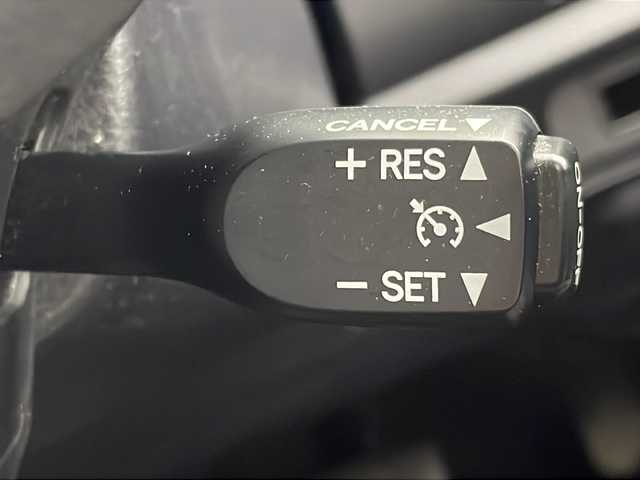 トヨタ ヴォクシー ZS 煌 宮城県 2018(平30)年 7.5万km ブラック モデリスタエアロ(F.S.R)/禁煙車/Toyota Safety Sense	/・プリクラッシュセーフティ		/・レーンディパーチャーアラート		/・オートマチックハイビーム/・クルーズコントロール/純正９型ナビ/・BT.SD.DVD.CD/フルセグTV/バックカメラ/純正ドライブレコーダー(F)/革巻きステアリング/ステアリングスイッチ/LEDヘッドライト/フォグランプ/純正１６インチアルミホイール/ロールサンシェード/シートバックテーブル/三列シート/純正ドアバイザー/アイドリングストップ/横滑り防止機能