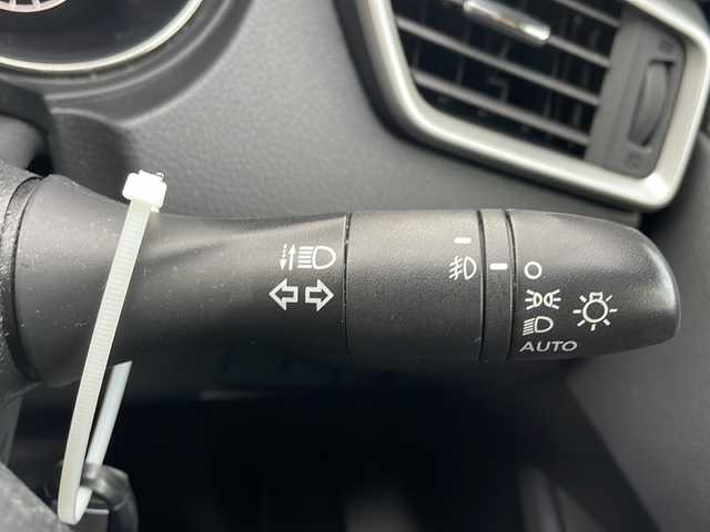 日産 エクストレイル 20Xt エマージェンシーブレーキ 新潟県 2016(平28)年 8.7万km ダイヤモンドブラック 純正SDナビ(MM115D-W)/（AM/FM/CD/Bluetooth）/フルセグTV/衝突軽減/クリアランスソナー/バックカメラ/LEDヘッドライト/フォグランプ/シートヒーター/ウィンカーミラー/電格ミラー/ドアバイザー/スマートスペアキー