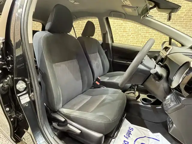 トヨタ アクア S スタイルブラック 岩手県 2021(令3)年 10.6万km ブラックマイカ ワンオーナー/パノラミックビューモニター/クリアランスソナー/トヨタセーフティセンスC/プリクラッシュセーフティ/レーンディパーチャーアラート/オートマチックハイビーム/先行車発進告知機能/横滑り防止装置/シートヒーター/イクリプスナビ/フルセグTV/ドライブレコーダー/ETC/オートエアコン/オートライト/LEDヘッドランプ/15インチスチールホイール/純正ホイールキャップ/純正フロアマット