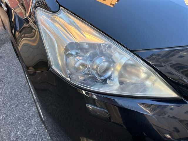 トヨタ プリウス α G 東京都 2013(平25)年 13.1万km ブラック 純正ナビ/(DVD・CD・Bluetooth・AM・FM)/ドライブレコーダー/３列シート/クルーズコントロール/ETC/後席用モニター/純正フロアマット/ドアバイザー/取扱説明書/保証書/記録簿