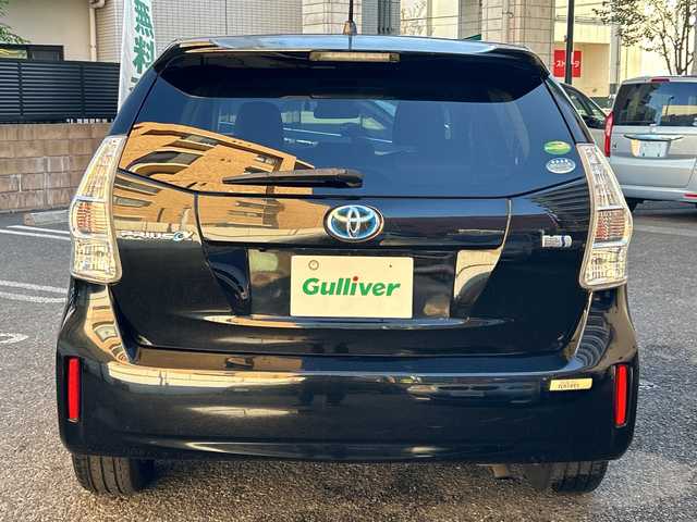 トヨタ プリウス α G 東京都 2013(平25)年 13.1万km ブラック 純正ナビ/(DVD・CD・Bluetooth・AM・FM)/ドライブレコーダー/３列シート/クルーズコントロール/ETC/後席用モニター/純正フロアマット/ドアバイザー/取扱説明書/保証書/記録簿