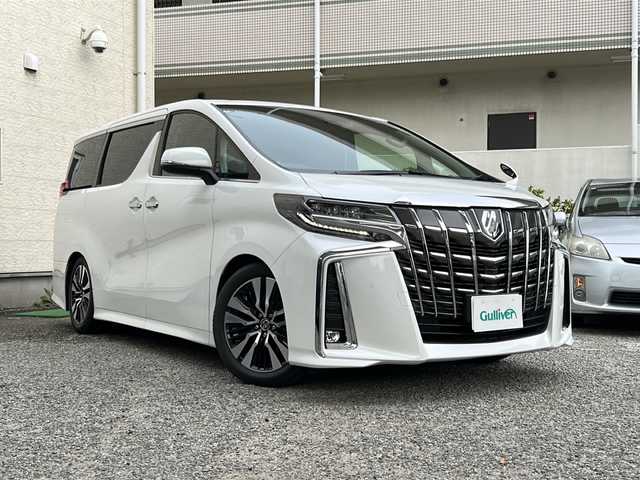トヨタ アルファード SC 兵庫県 2021(令3)年 1万km ホワイトパールクリスタルシャイン ワンオーナー/純正ディスプレイオーディオ/　Bluetooth・USB・AM/FM/プッシュスタート/バックカメラ/前後コーナーセンサー/デジタルインナーミラー/前後ドライブレコーダー/純正ビルトインETC2.0/VIPER/両側パワースライドドア/パワーバックドア/アダプティブクルーズコントロール/パーキングアシスト/アイドリングストップ/レーンキープアシスト/衝突被害軽減システム/横滑り防止装置/アクセル踏み間違い防止装置/盗難防止装置/全席パワーシート/D席・N席シートヒーター/D席・N席エアシート/シートメモリー/オットマン/ウォークスルー/ステアリングヒーター/純正LEDヘッドライト/オートライト/オートマチックハイビーム/純正アルミホイール/純正フロアマット/スマートキー/スペアキー×１/取扱説明書/保証書