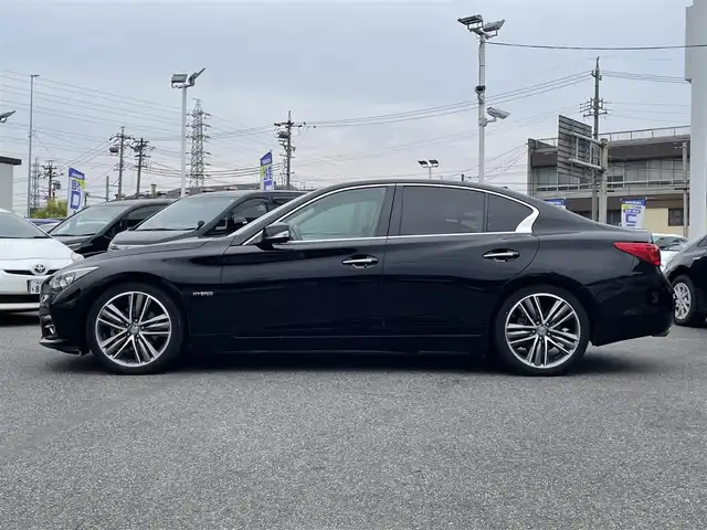 日産 スカイライン ハイブリッド 350GT Type P 愛知県 2014(平26)年 10.2万km スーパーブラック (株)IDOMが運営する【じしゃロン名古屋鳴海店】の自社ローン専用車両になりますこちらは現金またはオートローンご利用時の価格です。自社ローンご希望の方は別途その旨お申付け下さい/黒革/純正ナビ/360°カメラ/フルセグTV/衝突軽減ブレーキ/ACC/LDW/パワーシート/ヒーター /ETC/純正19インチAW/LEDヘッドライト/ドライブレコーダー