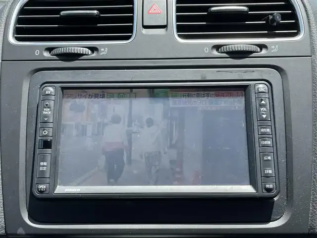 フォルクスワーゲン ゴルフ TSI コンフォートL マイスター 長野県 2012(平24)年 13.7万km 黒 ワンオーナー/ノールタイヤ純正AW積み込み/純正ナビ/・CD/DVD/TV/純正フロアマット/純正１５インチAW/リモコンキー/電格ミラー/ドアバイザー/取り扱い説明書/保証書