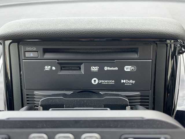 三菱 エクリプス クロス ＰＨＥＶ P 富山県 2022(令4)年 0.7万km ホワイトダイヤモンド 4WD/社外HDDナビ（CN-F1X10HD）/フルセグ/バックカメラ/ETC/ヘッドアップディスプレイ/衝突被害軽減ブレーキ/レーンキープアシスト/レーダークルーズコントロール/ブラインドスポットモニター/コーナーセンサー/パドルシフト/AC100V/1500W/ハーフレザーシート/運転席パワーシート/シートヒーター