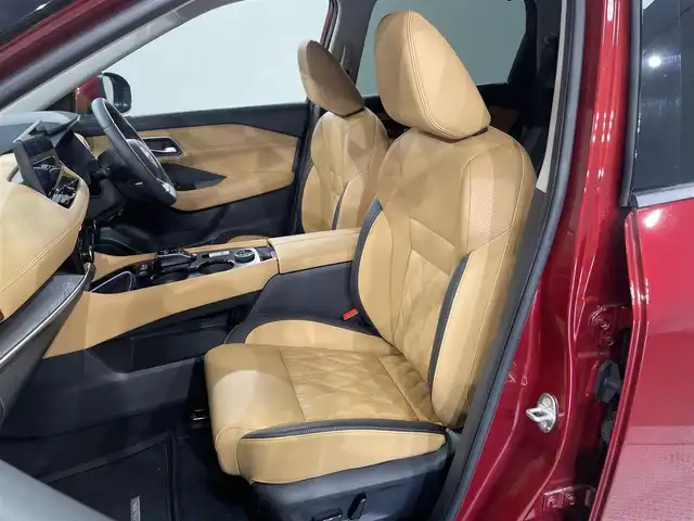 日産 エクストレイル G e－4ORCE 愛知県 2024(令6)年 0.3万km 赤 純正12.3インチディスプレイ/ナッパレザーシート/プロパイロット/衝突軽減ブレーキ/アラウンドビューモニター/100V電源/ビルトインETC2.0/シートヒーター/LEDヘッドライト/ドライブレコーダー/ワイヤレス充電/デジタルインナーミラー/ブラインドスポットモニター/パワーシート/電動リアゲート/フルセグTV/Bluetooth/コーナーセンサー/レーンキープアシスト/パーキングアシスト/オートハイビーム/Carplay/プッシュスタート/USB接続/ルーフレール/スマートキー/純正フロアマット/純正アルミホイール/オートライト/ヘッドアップディスプレイ/
