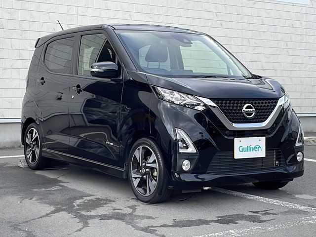 日産 デイズ ハイウェイスターG ターボ 静岡県 2020(令2)年 4.1万km ブラック ワンオーナー/純正ナビ/地デジTV/CD/DVD/Bluetooth/バックカメラ/エマージェンシーブレーキ/純正15インチAW/ETC/LEDヘッドライト/オートライト/スマートキー