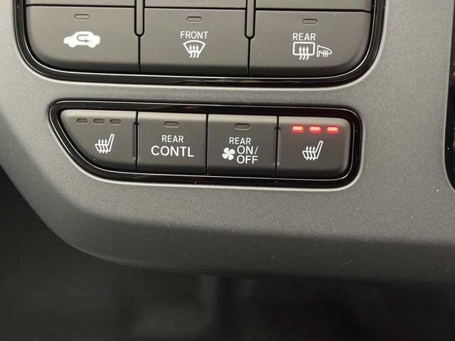 ホンダ フリード ハイブリット e:HEV AIR EX 長野県 2025(令7)年 0.1千km プラチナホワイトパール 4WD/届出済未使用車/純正9型メモリナビ/フルセグ&USB&BT&AppleCarPlay&AndoridAuto/ホンダセンシング/アダプティブクルーズコントロール/レーンキープアシスト/衝突軽減ブレーキ/コーナーセンサー/ブラインドスポットインフォメーション/両側パワースライドドア/ハーフレザーシート/前席シートヒーター/ステアリングスイッチ/ウォークスルー/バックカメラ/LEDヘッドライト/オートライト/オートマチックハイビーム/電動格納ミラー/ウィンカーミラー/純正15インチAW装着/プッシュスタート/スマートキー/スペアキー1本/取扱説明書/新車保証書