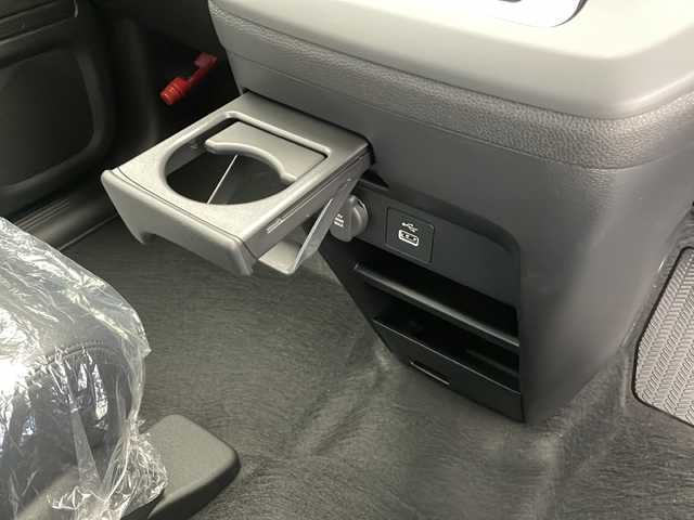 ホンダ フリード ハイブリット e:HEV AIR EX 長野県 2025(令7)年 0.1千km プラチナホワイトパール 4WD/届出済未使用車/純正9型メモリナビ/フルセグ&USB&BT&AppleCarPlay&AndoridAuto/ホンダセンシング/アダプティブクルーズコントロール/レーンキープアシスト/衝突軽減ブレーキ/コーナーセンサー/ブラインドスポットインフォメーション/両側パワースライドドア/ハーフレザーシート/前席シートヒーター/ステアリングスイッチ/ウォークスルー/バックカメラ/LEDヘッドライト/オートライト/オートマチックハイビーム/電動格納ミラー/ウィンカーミラー/純正15インチAW装着/プッシュスタート/スマートキー/スペアキー1本/取扱説明書/新車保証書