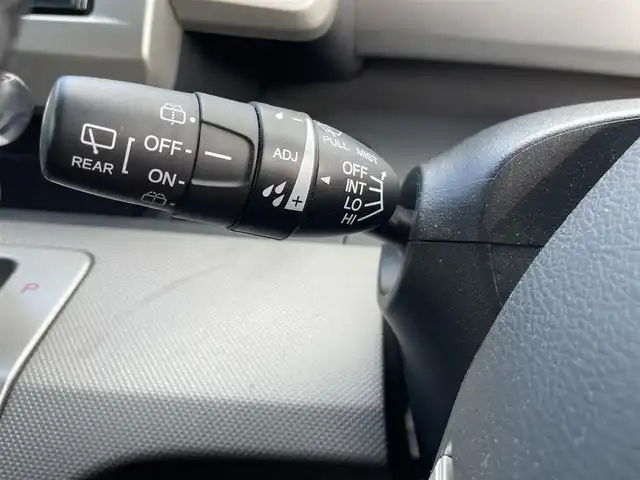 ホンダ フリード ハイブリット ジャストセレクション 東京都 2014(平26)年 8.2万km モダンスティールM (株)IDOMが運営する【じしゃロン昭島店】の自社ローン専用車両になります。こちらは現金またはオートローンご利用時の価格です。自社ローンご希望の方は別途その旨お申付け下さい/純正インターナビ/BT/フルセグ/DVD/CD/バックカメラ/前後ドライブレコーダー/ハーフレザーシート/両側パワースライドドア/ステアリングスイッチ/LEDライト/アルミ純正/フロアマット純正/チップアップシート