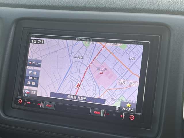 ホンダ ヴェゼル ハイブリッド X 長野県 2015(平27)年 13.5万km ルーセブラックM (株)IDOMが運営する【じしゃロン長野店】の自社ローン専用車両になります。こちらは現金またはオートローンご利用時の価格です。自社ローンご希望の方は別途その旨お申付け下さい/社外ナビ/Bluetooth/バックカメラ/フルセグテレビ/ETC/シートヒーター/純正ホイール