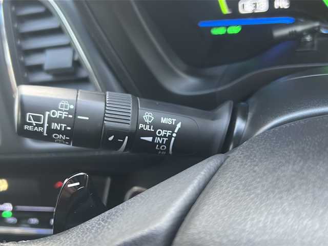 ホンダ ヴェゼル ハイブリッド X 長野県 2015(平27)年 13.5万km ルーセブラックM (株)IDOMが運営する【じしゃロン長野店】の自社ローン専用車両になります。こちらは現金またはオートローンご利用時の価格です。自社ローンご希望の方は別途その旨お申付け下さい/社外ナビ/Bluetooth/バックカメラ/フルセグテレビ/ETC/シートヒーター/純正ホイール