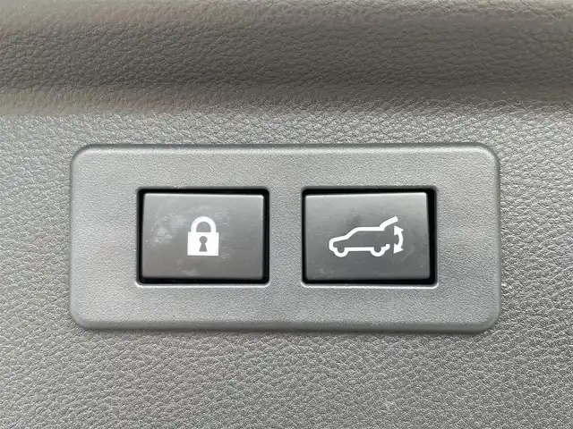 スバル フォレスター X－ブレイク 大阪府 2019(令1)年 6.1万km クリスタルホワイトP アイサイトセイフティプラス/・スバルリアビークルディテクション/・ハイビームアシスト/・フロント/サイドビューモニター/・スマートリアビューモニター/アイサイト/・アダプティブ・クルーズ・コントロール/・プリクラッシュブレーキ/・アクティブレーンキープ/・ツーリングアシスト/純正メーカーナビ/・Bluetooth/フルセグTV/CD/ラジオ/ダイアトーンサウンド/主要装備/・左サイドバックビューモニター/・BSM/・パワーリアゲート/メモリー付き/・ハーフレザーシート/・パワーシート/メモリー付/・シートヒーター後席付き/・XMODE/・ステアリングヒーター/・ステアリングリモコン/・ステアリング連動ヘッドライト/・ドライブレコーダー/・ETC