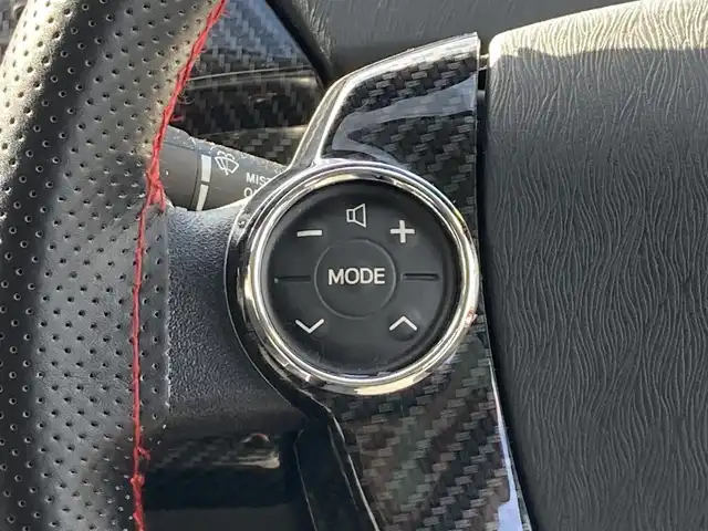 トヨタ プリウス S ツーリングセレクション 静岡県 2011(平23)年 9.1万km ホワイトパールクリスタルシャイン (株)IDOMが運営する【じしゃロン焼津店】の自社ローン専用車両になります。こちらは現金またはオートローンご利用時の価格です。自社ローンご希望の方は別途その旨お申付け下さい　/社外SDナビ/（ワンセグTV/CD）/ETC/純正アルミホイール/HIDヘッドライト/オートライト/プッシュスタート＆スマートキー