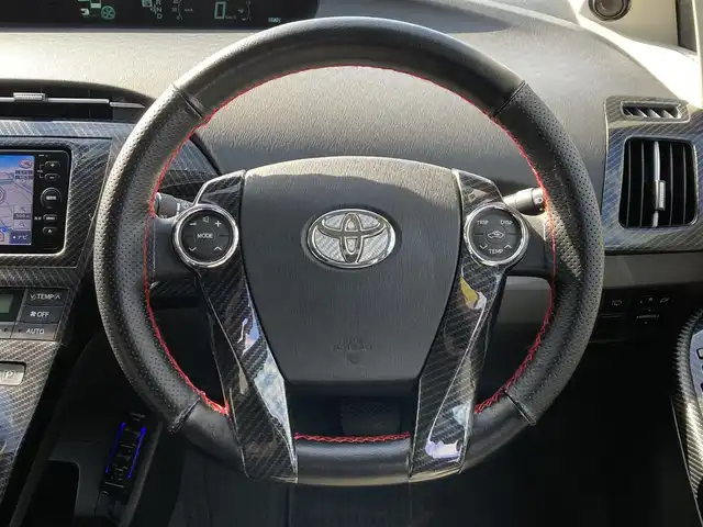 トヨタ プリウス S ツーリングセレクション 静岡県 2011(平23)年 9.1万km ホワイトパールクリスタルシャイン (株)IDOMが運営する【じしゃロン焼津店】の自社ローン専用車両になります。こちらは現金またはオートローンご利用時の価格です。自社ローンご希望の方は別途その旨お申付け下さい　/社外SDナビ/（ワンセグTV/CD）/ETC/純正アルミホイール/HIDヘッドライト/オートライト/プッシュスタート＆スマートキー