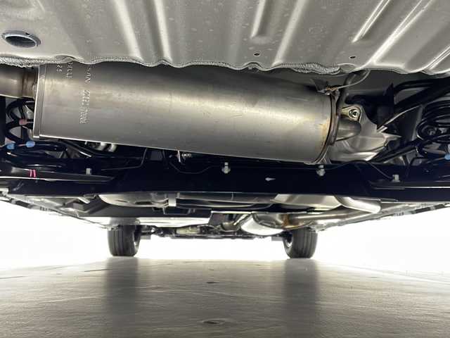 日産 セレナ e－パワー ハイウェイスター V 栃木県 2025(令7)年 0.1千km プリズムホワイト 登録済み未使用車/純正ナビ12.3インチ/（BT/フルセグ/USB/AM/FM）/全周囲カメラ/両側パワースライドドア/衝突軽減システム/車線逸脱抑制機能/レーダークルーズコントロール/駐車支援/先行車発進お知らせ/標識認識機能/ETC2.0/ワイヤレス充電/インテリジェントルームミラー/ブラインドスポットモニター/純正アルミホイール/ステアリングスイッチ/プッシュスタート/スマートキー/スペアキー