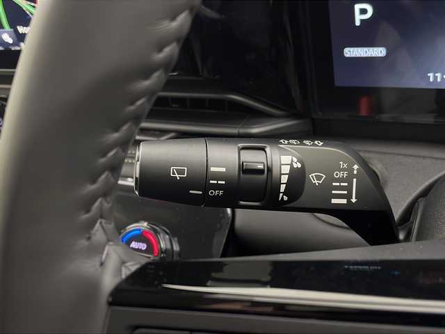 日産 セレナ e－パワー ハイウェイスター V 栃木県 2025(令7)年 0.1千km プリズムホワイト 登録済み未使用車/純正ナビ12.3インチ/（BT/フルセグ/USB/AM/FM）/全周囲カメラ/両側パワースライドドア/衝突軽減システム/車線逸脱抑制機能/レーダークルーズコントロール/駐車支援/先行車発進お知らせ/標識認識機能/ETC2.0/ワイヤレス充電/インテリジェントルームミラー/ブラインドスポットモニター/純正アルミホイール/ステアリングスイッチ/プッシュスタート/スマートキー/スペアキー