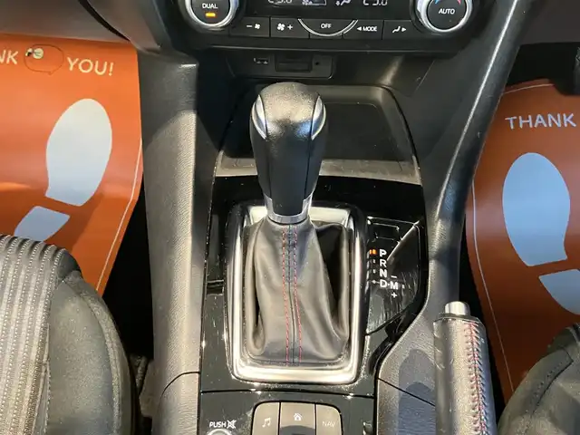 マツダ アクセラ スポーツ 15S 神奈川県 2014(平26)年 5.7万km ブルーリフレックスマイカ マツダコネクトナビ/Bluetooth/CD/DVD/USB/衝突被害軽減ブレーキ/クルーズコントロール/バックカメラ/ETC/アイドリングストップ/横滑り防止装置/ステアリングスイッチ/社外17AW/ブルーリフレックスマイカ